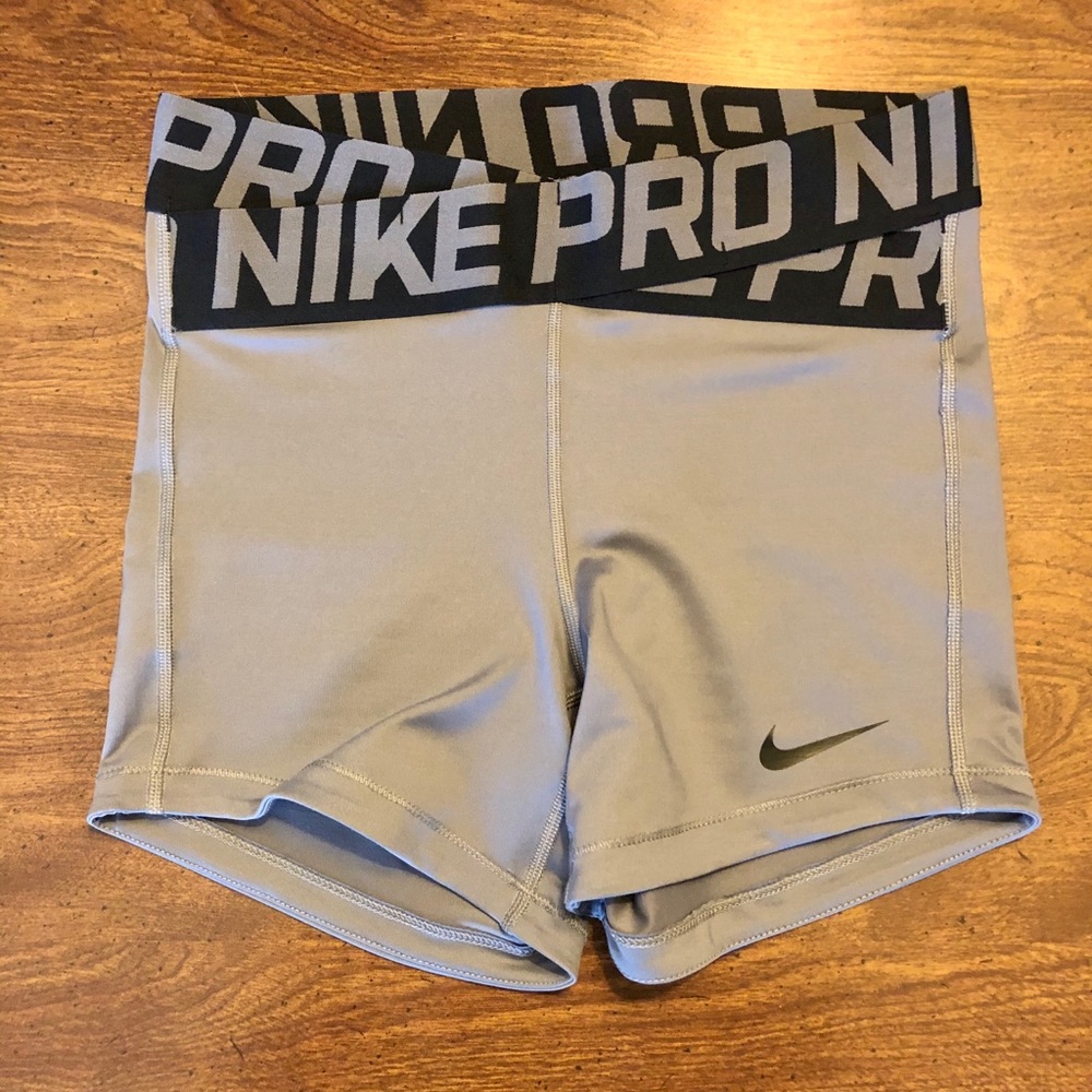 Nike Intertwist Shorts, S